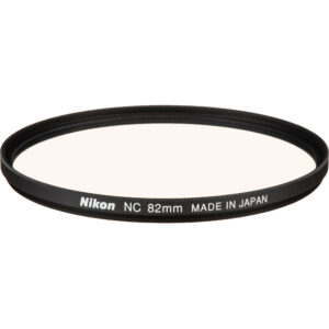 Filtro Nikon NC de 82 mm en color transparente, fabricado en Japón.