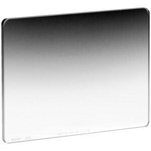 Filtro graduado suave IRND NiSi Cinema 4x5.65" con transición gris a transparente.