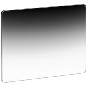 Filtro IRND graduado NiSi Cinema Nano de borde suave 4x5.65" con 4 paradas, transición oscura a clara.