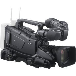 Videocámara profesional Sony PXW-X400KF negra con lente de zoom 16x, micrófono y antenas.