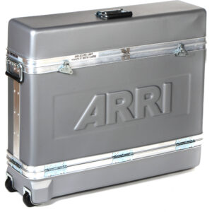 Estuche moldeado gris ARRI para S30 SkyPanel con ruedas y asas, logo en relieve.