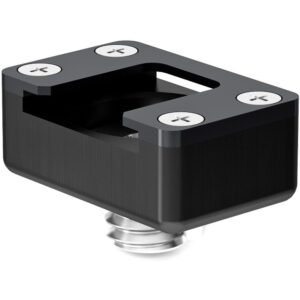 Adaptador ARRI negro con rosca 3/8"-16 y acabado cepillado para cámaras.