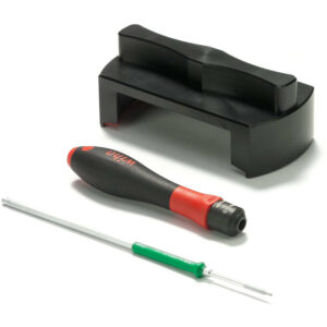 Kit ARRI herramientas bengalas anamórficas: destornillador magnético, llave hexagonal y soporte negro.