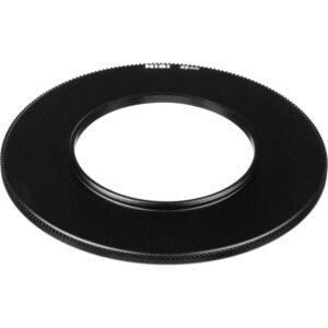 Anillo adaptador NiSi 49mm metálico negro para filtros de 100mm, con borde dentado para agarre.
