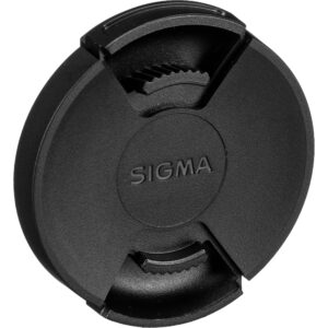 Tapa de lente Sigma negra para 49mm con logo grabado y sistema de sujeción.