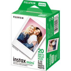 Caja de película instantánea FUJIFILM instax mini con 20 exposiciones, frente blanco con dos retratos, detalles verdes y códi